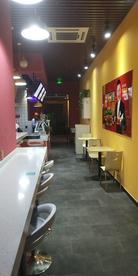 秦都区42面包店转让,营业中(2图)-咸阳快餐店转让