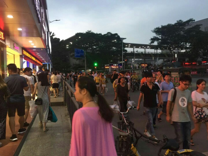 龙岗区冷饮甜品店转让 布吉冷饮甜品店转让 布吉商业老街旺铺招租