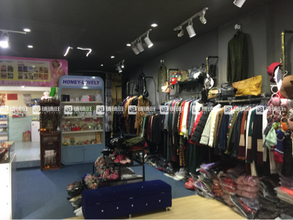 学校附近内衣店_滁州学院对面盈利内衣店转让(2)