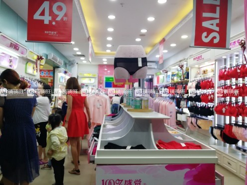 深圳内衣店转让_深圳夜景