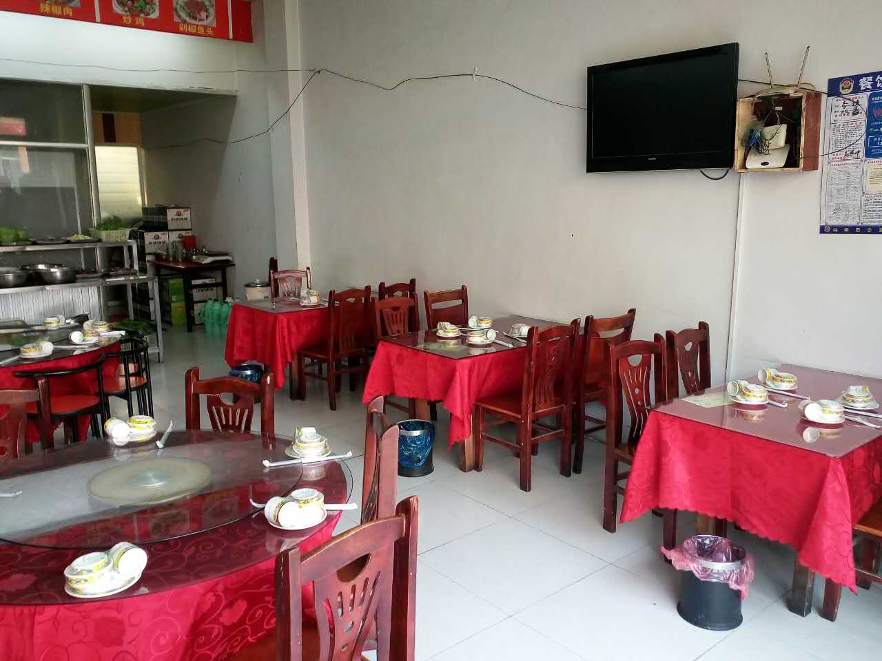 临西七路与化武路餐馆店铺转让